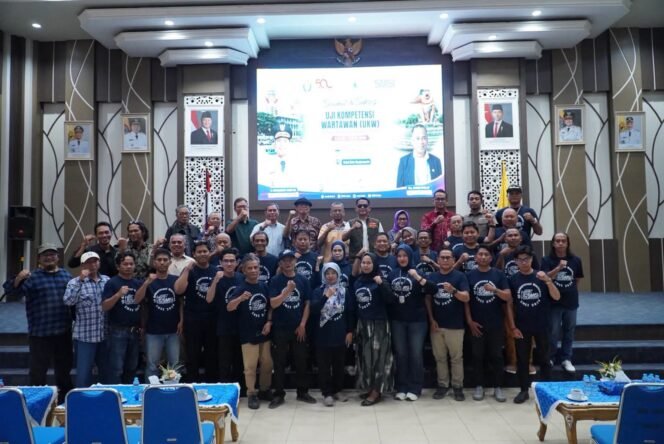 
 Tutup UKW SMSI Se-Kalselteng, Wali Kota Banjarmasin Tekankan Etika & Akurasi Informasi