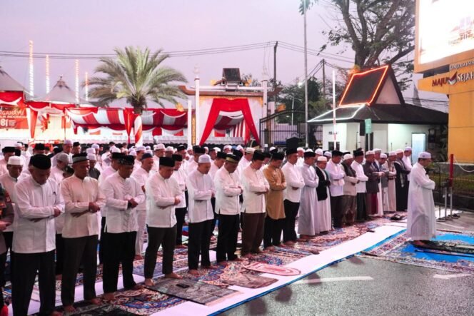 
 Pemko Banjarmasin Gelar Sholat Hajat, Doa Bersama & Haul Jamak Jelang HUT ke-500