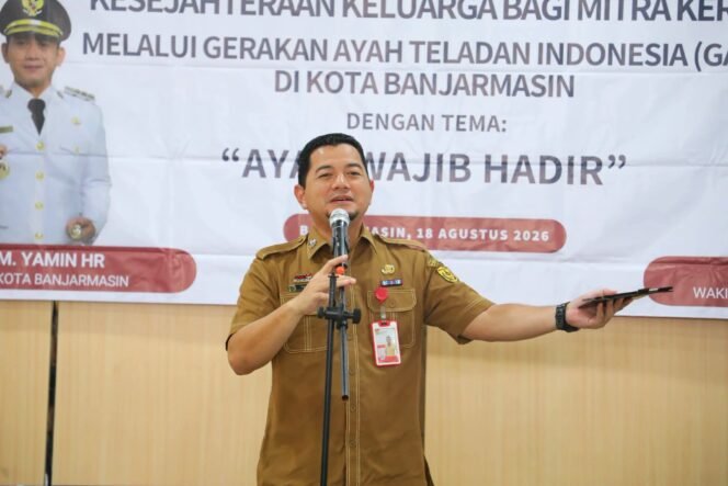 
 Sekda Banjarmasin Buka Seminar GATI: “Ayah Wajib Hadir”