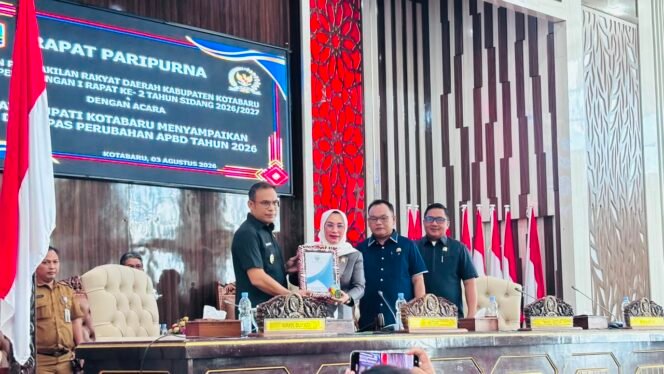 
 Paripurna DPRD, Bupati Kotabaru Sampaikan KUPA & PPAS Perubahan APBD Tahun 2026