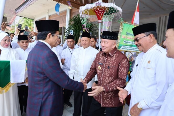 
 Menag RI Kunjungi Provinsi Kalsel, Ajak Masyarakat Jaga Persatuan & Alam