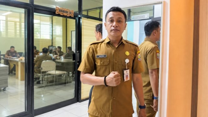 
 Perkuat Nasionalisme, Disparpora Kotabaru Awali Aktivitas Kerja dengan Menyanyikan Indonesia Raya & Mars Patriot Olahraga