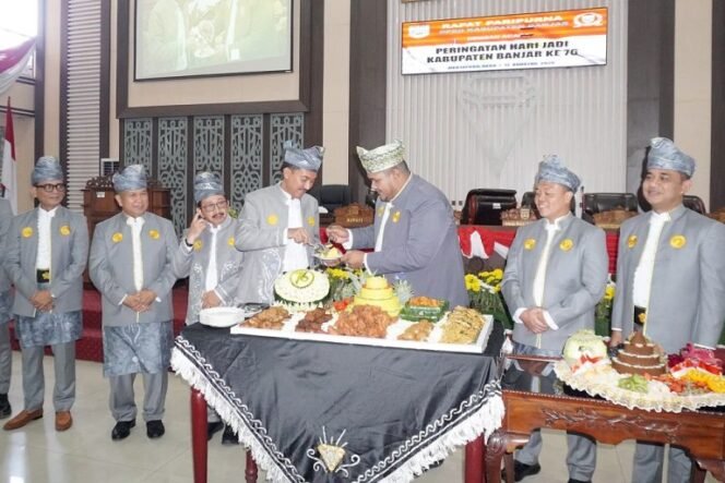
 Kabupaten Banjar Teguhkan Komitmen Menata & Menjaga Daerah dalam Rapat Paripurna Hari Jadi ke-76