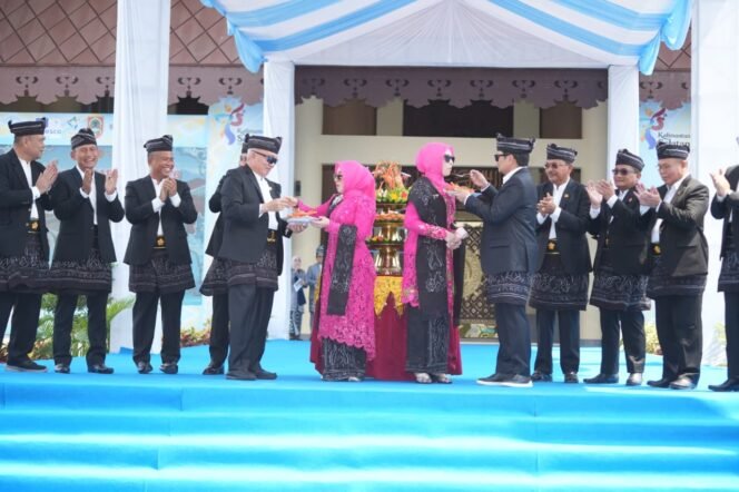 
 Puncak Hari Jadi ke-76 Provinsi Kalsel di Masjid Syekh Muhammad Arsyad Al- Banjari Meriah Penuh Khidmat