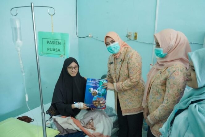 
 Ketua TP PKK Kabupaten Banjar Tinjau Operasi Bibir Sumbing di RSUD Ratu Zalecha Martapura
