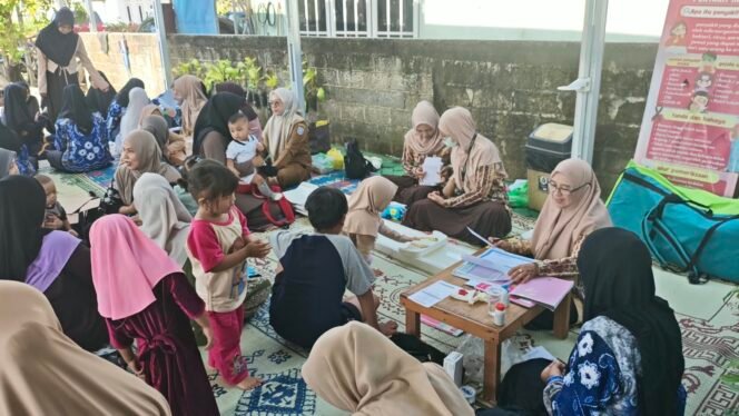 
 Setiap Awal Bulan, Desa Pekauman Jaga Kesehatan Ibu Hamil & Anak Balita