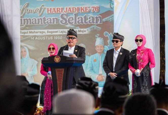 
 Wali Kota Banjarbaru Hadiri Puncak Peringatan Hari Jadi ke-76 Provinsi Kalsel