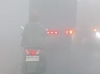 Kabut asap di jalur Tanah Laut-Banjarbaru, Rabu (19/8/2026) pagi. Foto: Hadi Ricek.ID