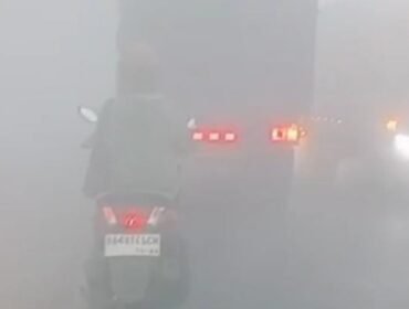 Kabut asap di jalur Tanah Laut-Banjarbaru, Rabu (19/8/2026) pagi. Foto: Hadi Ricek.ID