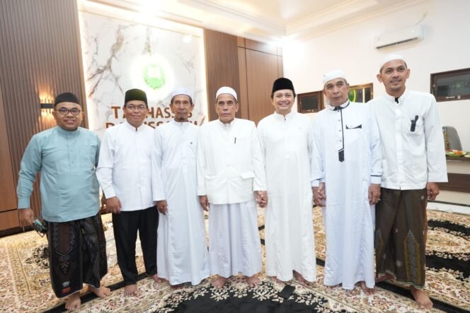 
 Wagub Kalsel Hadiri Peringatan Maulid Nabi di Pondok Pesantren Takhassus Darussalam