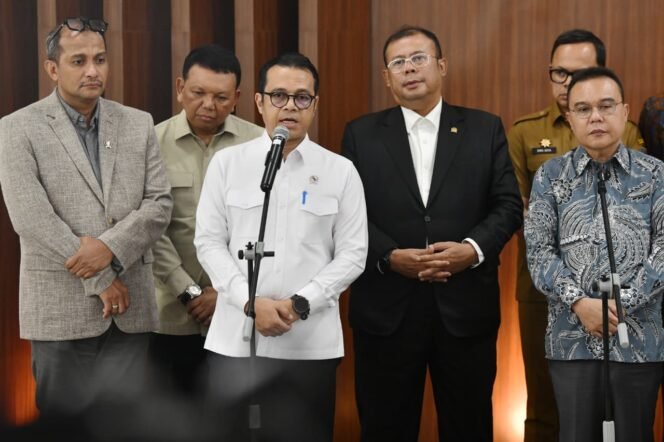 
 Kemkomdigi & DPR RI Finalisasi Aturan Pastikan Perlindungan Pengemudi Ojek Online
