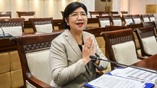 
 Rapat Paripurna DPR RI, Destry Damayanti Disetujui sebagai Gubernur BI Periode 2026-2031