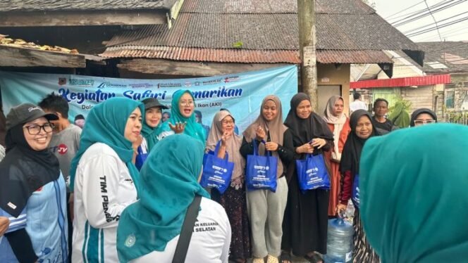 
 Dislautkan Kalsel Ajak Keluarga Tingkatkan Konsumsi Ikan dalam Safari GEMARIKAN di Kuin Utara