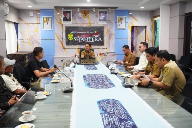 
 Terima Audiensi Warga, Wali Kota Banjarmasin Tampung Beragam Aspirasi Masyarakat
