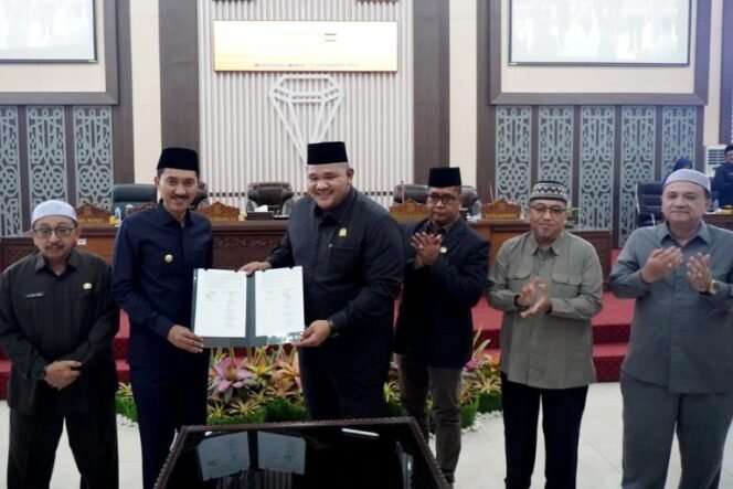 
 Pemkab & DPRD Banjar Setujui Raperda Perubahan APBD 2026