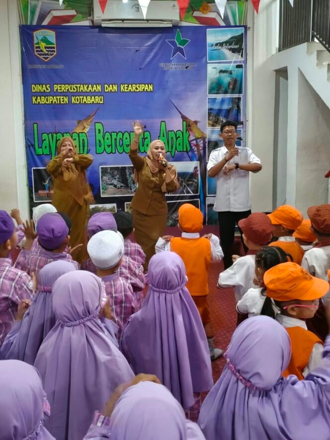 
 Serunya Anak TK Mengenal Literasi Lewat Cerita Kura-Kura & Monyet