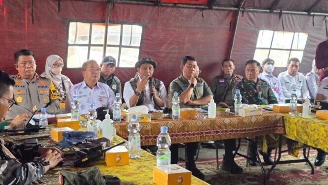
 Monitoring Karhutla, Sekda Kalsel Tegaskan Komitmen Siaga Wujudkan Bebas Asap