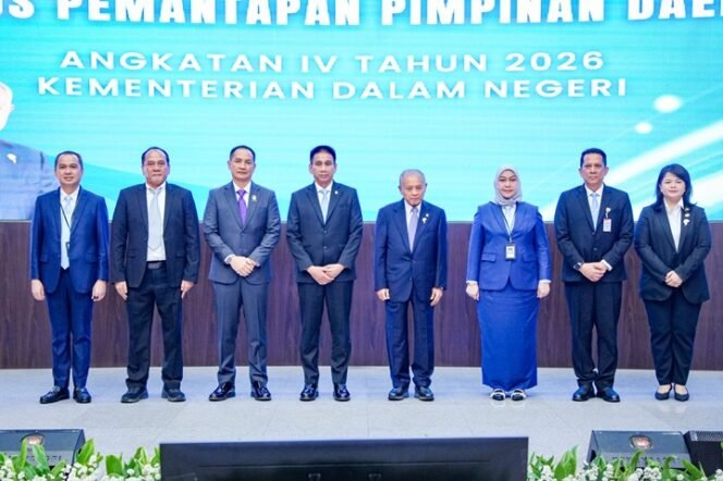 
 Ikuti KPPD, Wali Kota Banjarbaru Perkuat Strategi Kepemimpinan Hadapi Tantangan Global