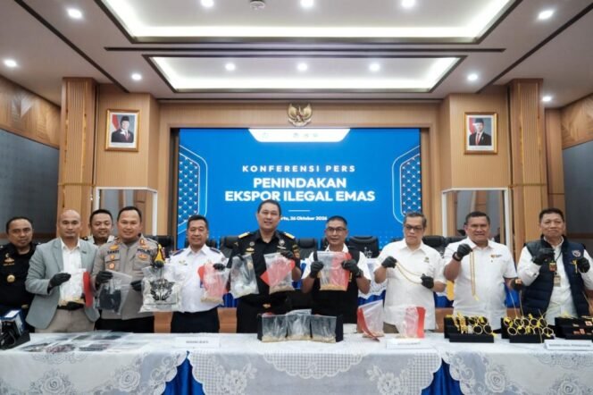 
 Bea Cukai Amankan 25,88 Kilogram Emas Senilai Rp61,95 Miliar