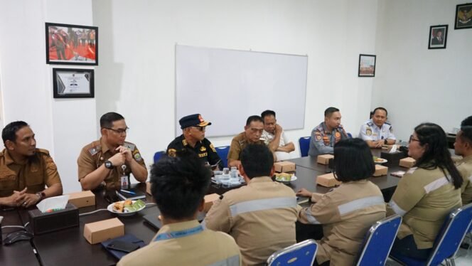 
 Bupati Kotabaru Gandeng PT STC Cari Solusi Air Bersih Hadapi Kemarau