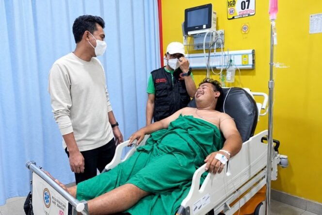 
 Bupati Banjar Jenguk Enam Petugas Karhutla, Pastikan Pengobatan Digratiskan
