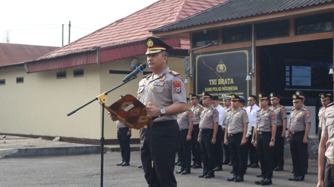 
 Upacara Peringatan Hari Sumpah Pemuda ke-98 di Polres Tanah Laut, Teguhkan Semangat Patriotisme & Kepedulian