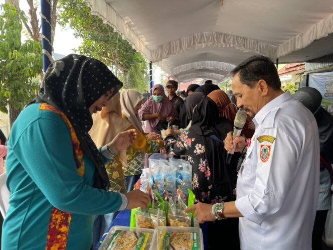 
 Pemprov Kalsel Tekan Inflasi & Harga Sembako Melalui Gerakan Pangan Murah Serentak
