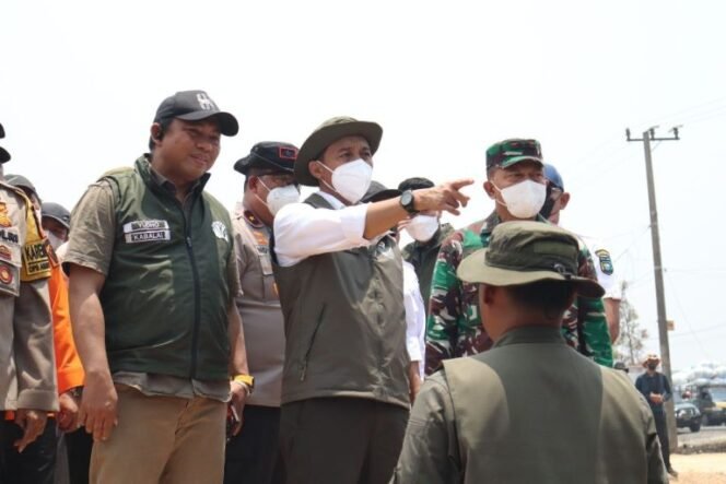 
 Menhut Apresiasi Penanganan Karhutla Kalsel, Perkuat Operasi 50 Hari ke Depan