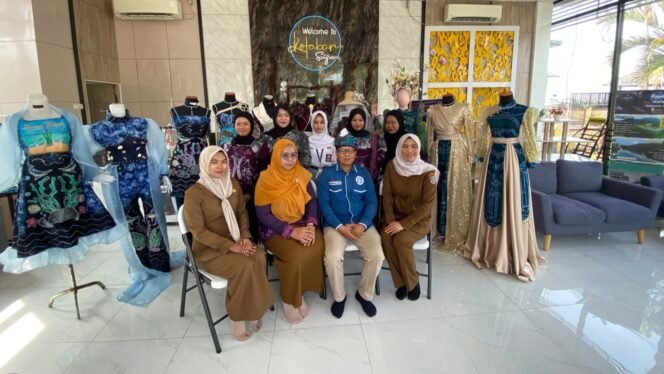
 Sasirangan Kotabaru Siap Tampil di Fashion Show Nasional