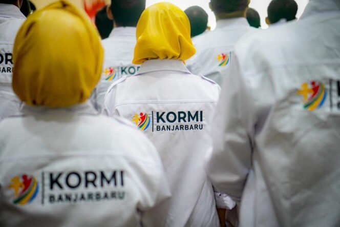 
 Sekda Kalsel Lantik Pengurus KORMI Banjarbaru, Perkuat Semangat Olahraga Masyarakat