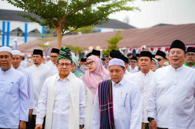 
 Wali Kota Banjarbaru Hadir Bersama Menko Cak Imin di Hari Santri