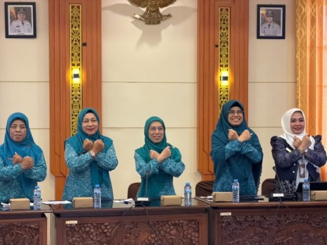 
 Perkuat Ketahanan Keluarga, TP PKK Kalsel Ajak Waspada Bahaya Judi Online & Pinjaman Online