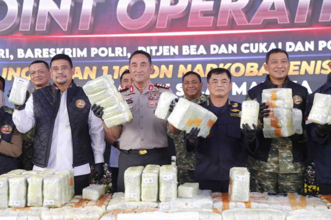 
 Polri Ungkap Penyelundupan 1,16 Ton Ketamin di Sumut, Berpotensi Selamatkan 5,8 Juta Jiwa