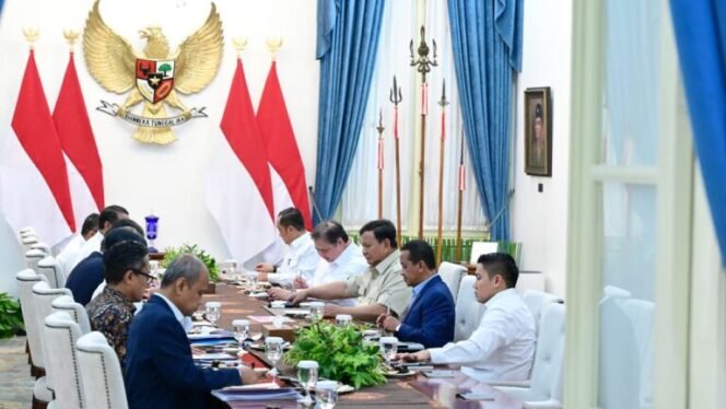 
 Pemerintah Pacu Ekspor & Siapkan Belanja APBN Rp1.300 Triliun pada Triwulan IV